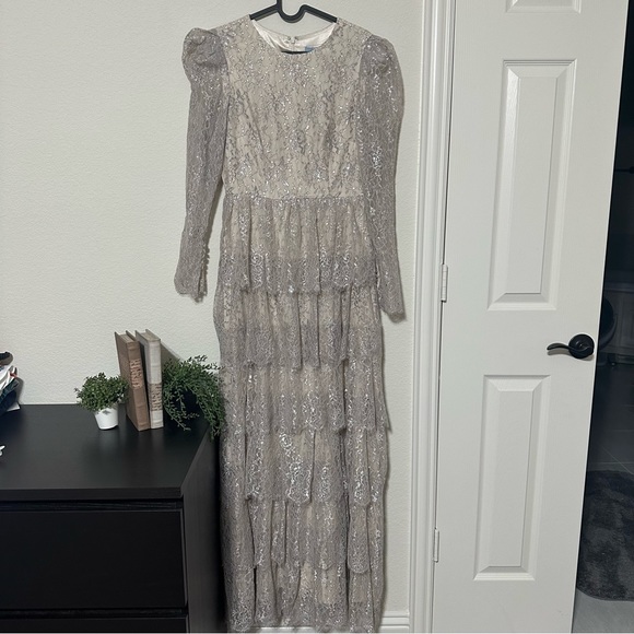NWT Antonio Melani x Born on Fifth Clara Metallic Lace Tiered Ruffle Max… - Picture 10 of 16